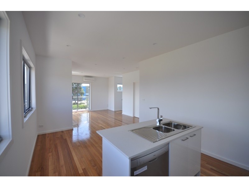 82 Wellington Street, West Footscray VIC 3012