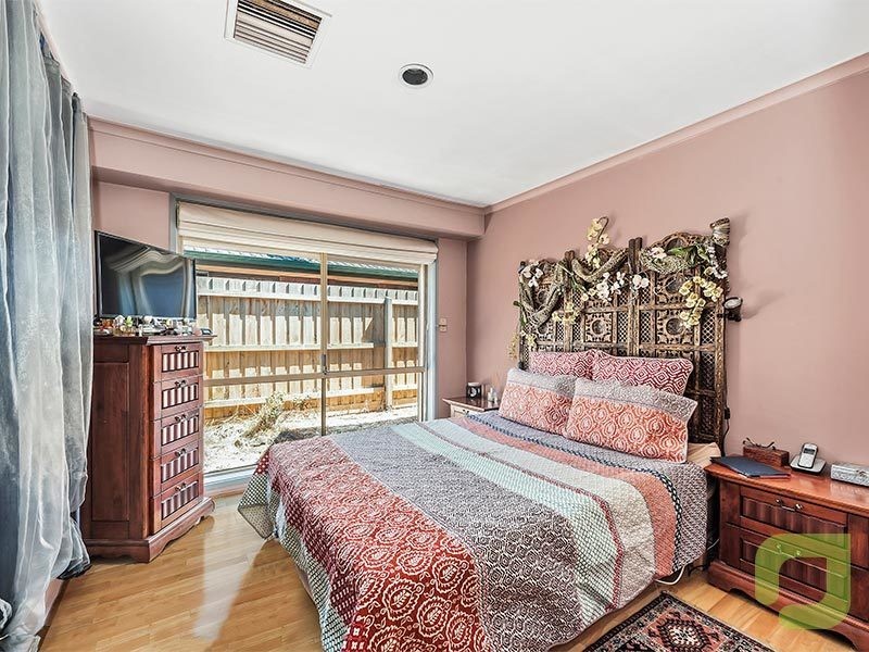 6 Ralph Court, Altona Meadows VIC 3028