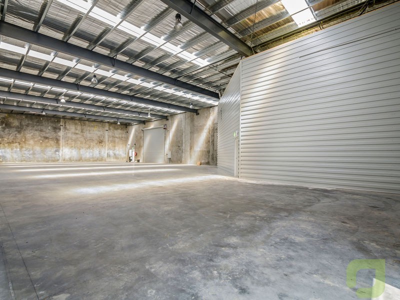 1/1 Drake Bloulevard, Altona VIC 3018