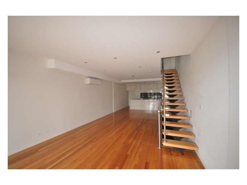 126 Tennyson Street, Kensington VIC 3031