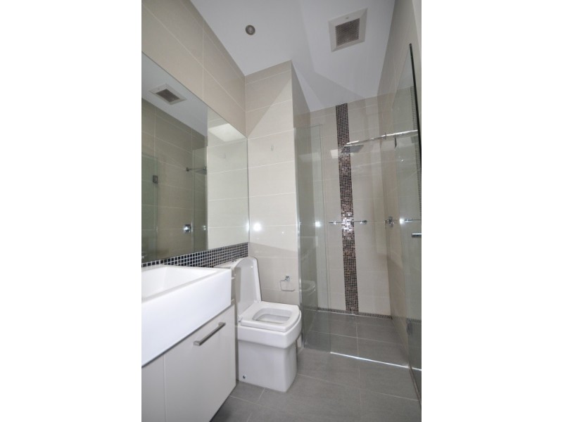 126 Tennyson Street, Kensington VIC 3031