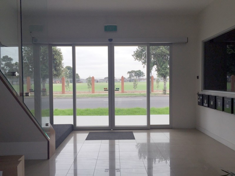 6b Blackshaws Road, Altona North VIC 3025