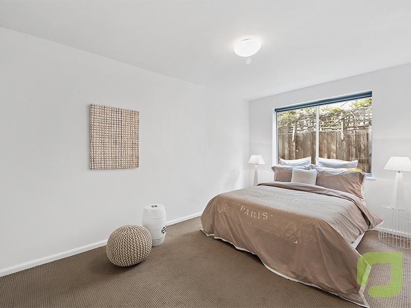 2/261 Esplanade, Altona VIC 3018