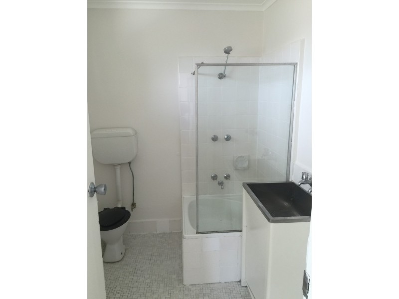 4/16 Coronation Street, Kingsville VIC 3012