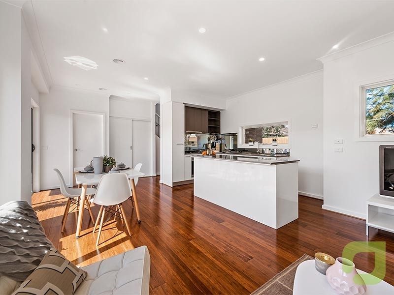 2/31 Fifth Avenue, Altona North VIC 3025