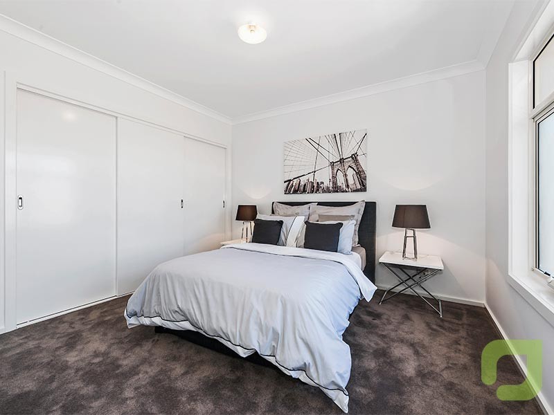 2/31 Fifth Avenue, Altona North VIC 3025