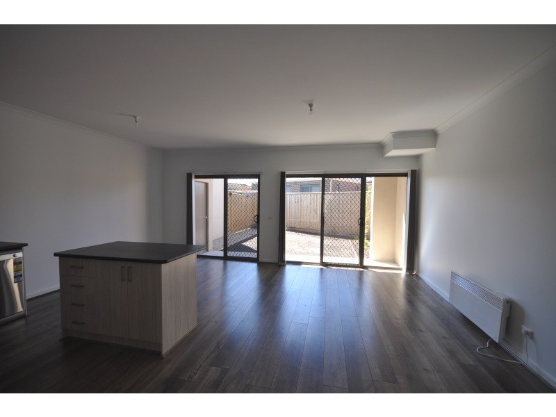 7/19 Positano Way, Lalor VIC 3075