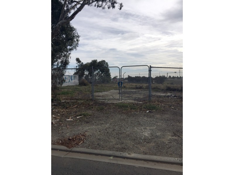 2a Cromer Street, Sunshine West VIC 3020