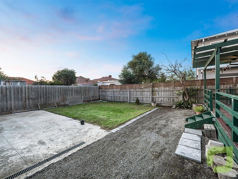 75 Maddox Road, Newport VIC 3015