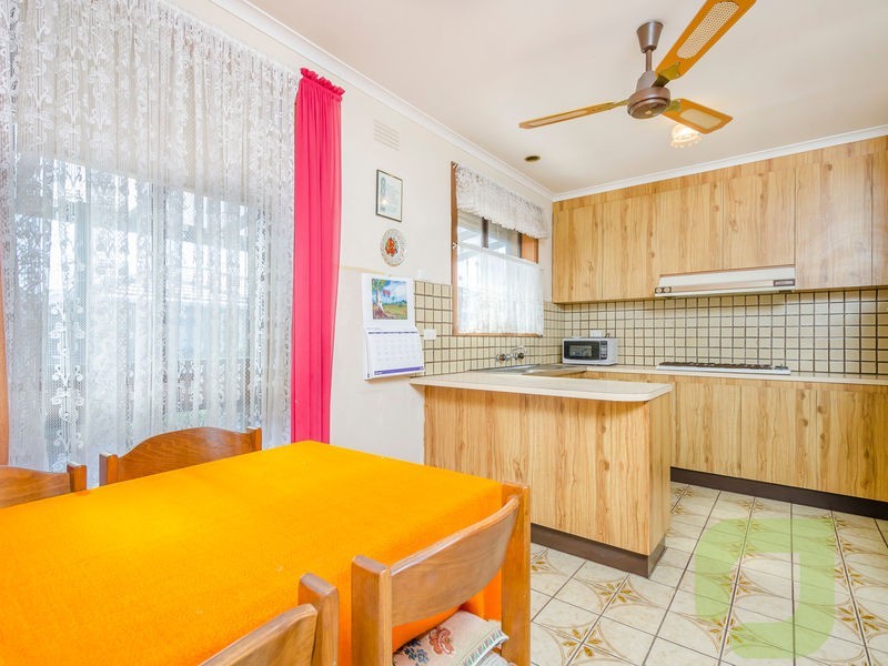 2/32 David Street, Altona VIC 3018