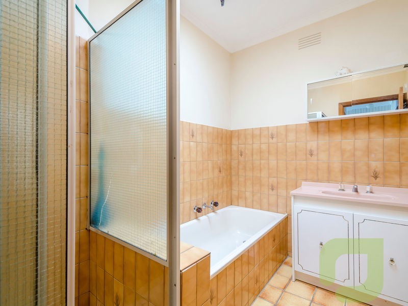 2/32 David Street, Altona VIC 3018