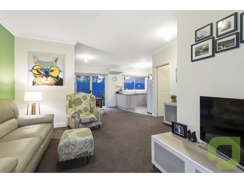 2/60 David Street, Altona VIC 3018