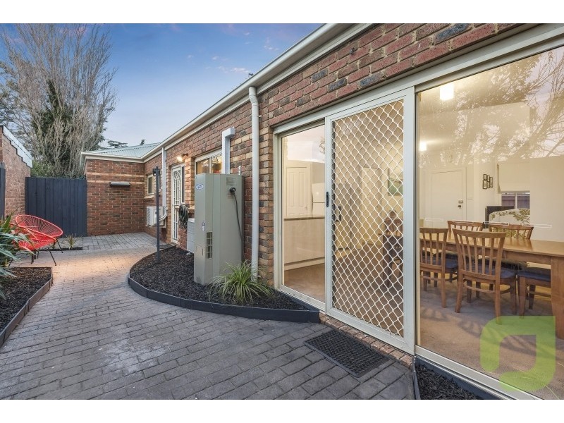 2/60 David Street, Altona VIC 3018