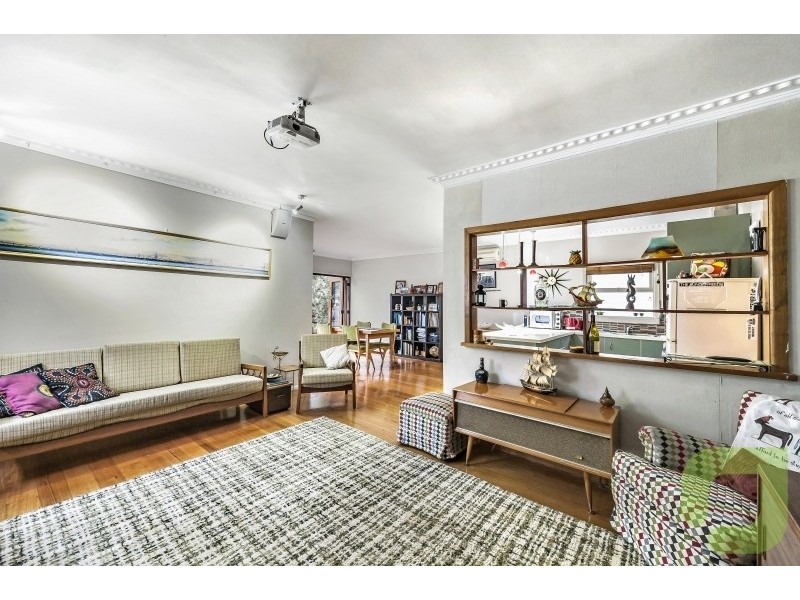 8 Robb Street, Spotswood VIC 3015