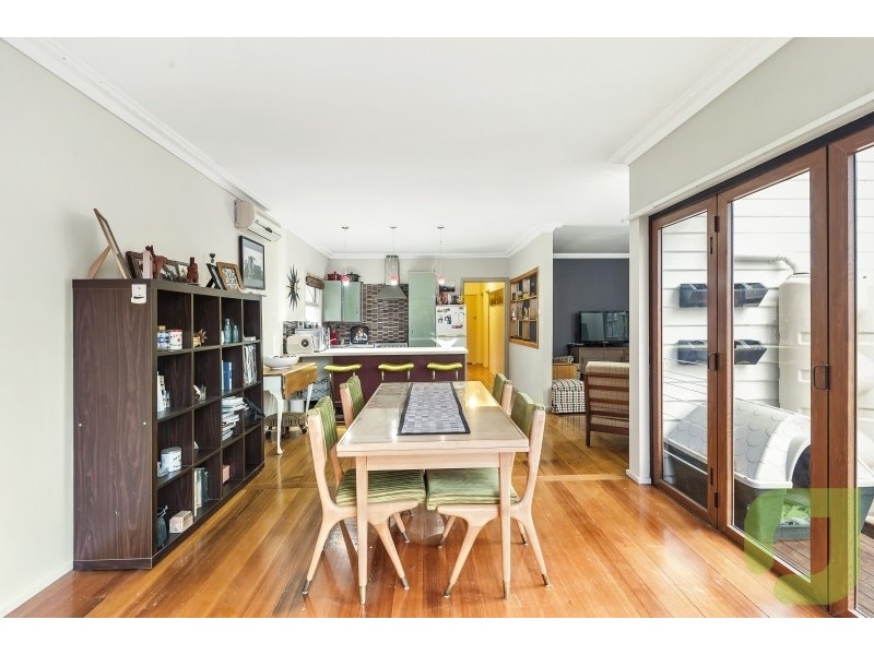 8 Robb Street, Spotswood VIC 3015