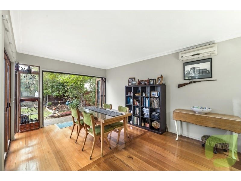 8 Robb Street, Spotswood VIC 3015