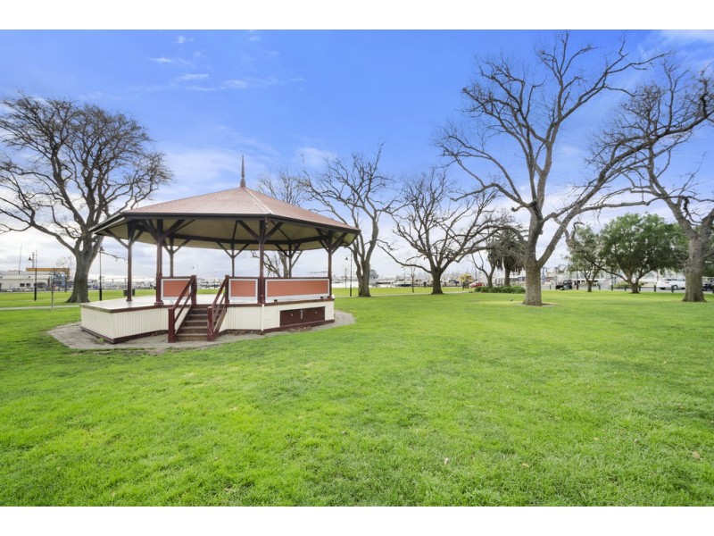 2 Illawarra Street, Williamstown VIC 3016