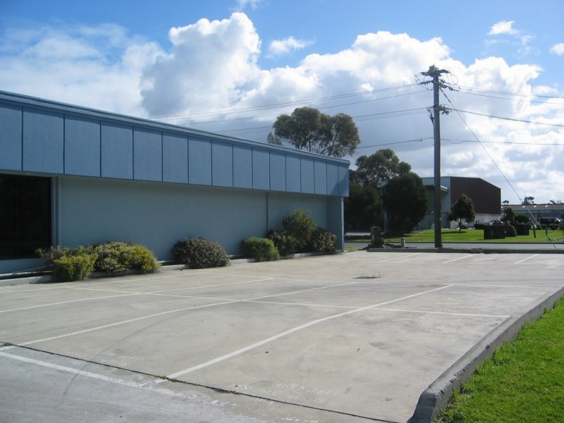 1 Slough Rd, Altona VIC 3018