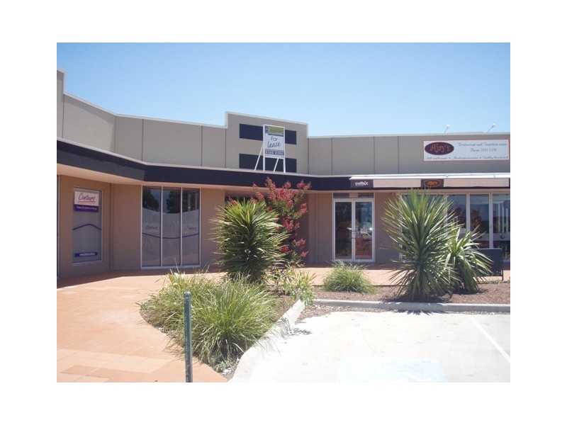 3/216-230 BLACKSHAWS RD, Altona North VIC 3025