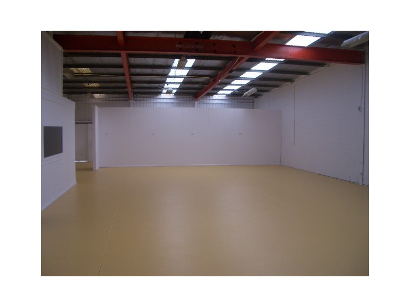 17E Slough Rd, Altona VIC 3018