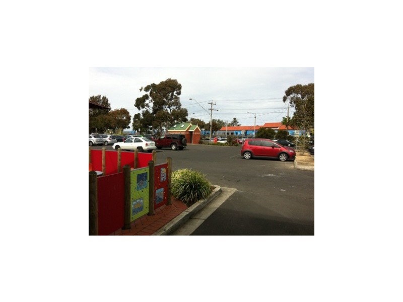 26 Harrington Square, Altona VIC 3018