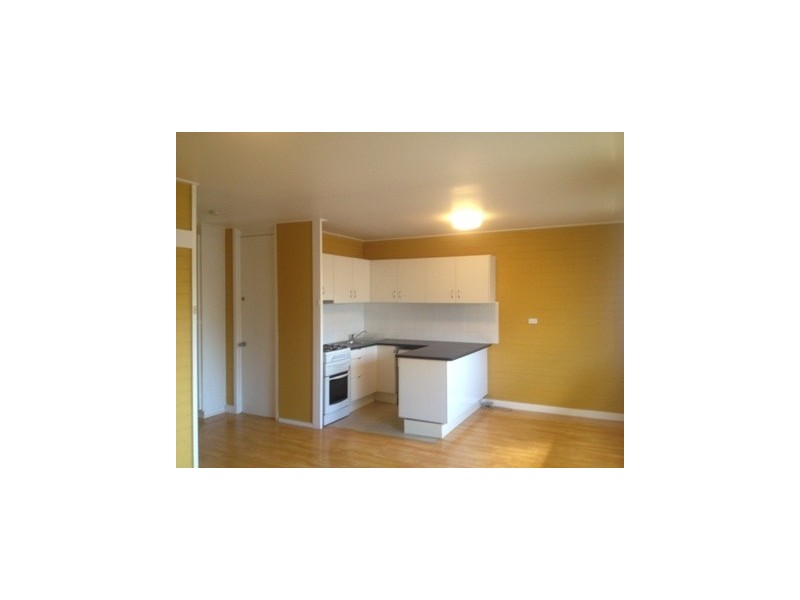 17/2 Techno Park Drive, Williamstown VIC 3016