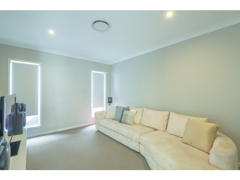 18 Prospect Place, Cooroy QLD 4563
