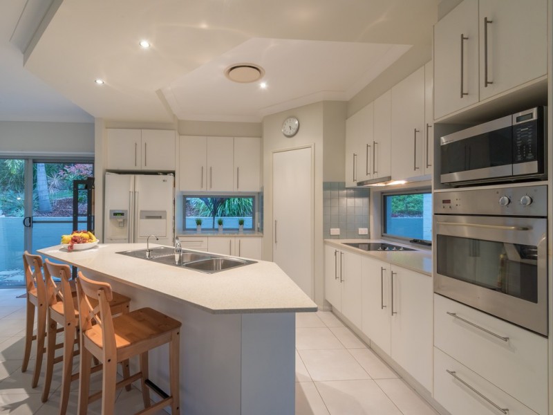 15 Dierdre Drive, Eumundi QLD 4562
