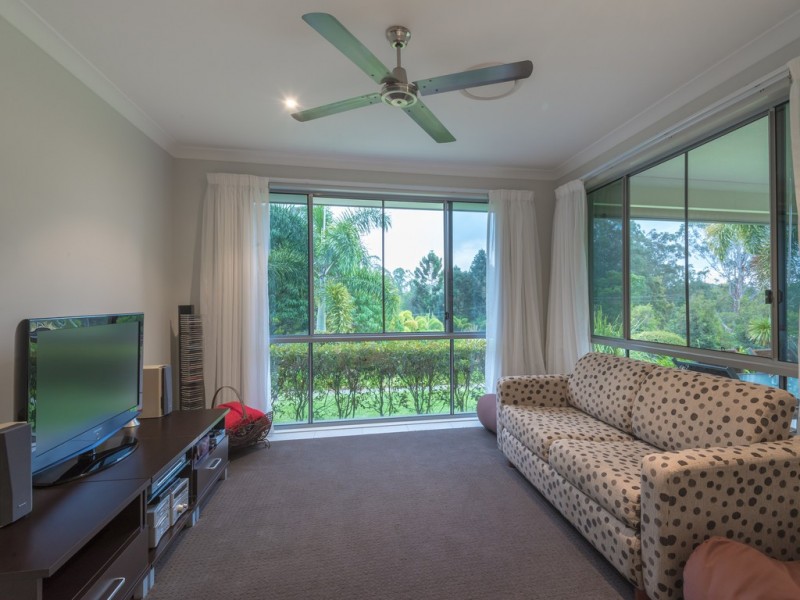 15 Dierdre Drive, Eumundi QLD 4562