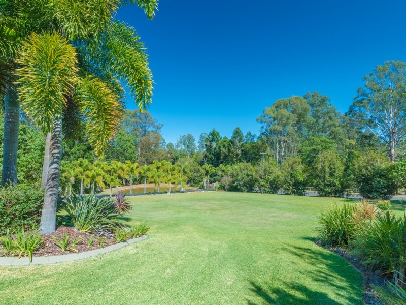 15 Dierdre Drive, Eumundi QLD 4562