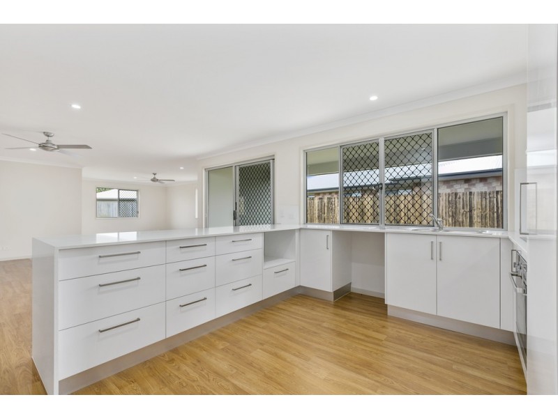 5 Luttons Court, Cooroy QLD 4563