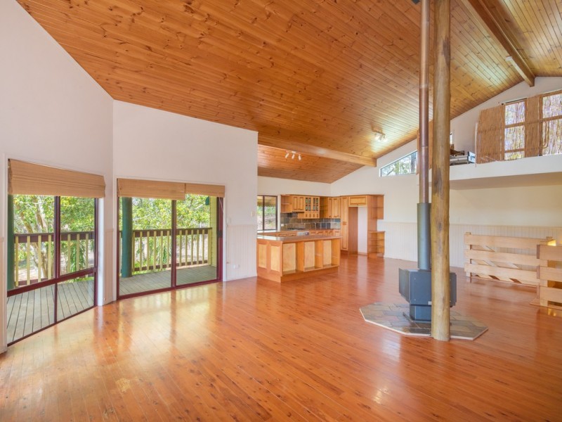 238 Coles Creek Road, Cooran QLD 4569