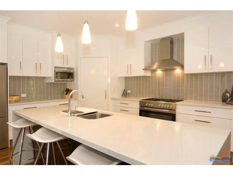 7 Crab Apple Court, Cooroy QLD 4563