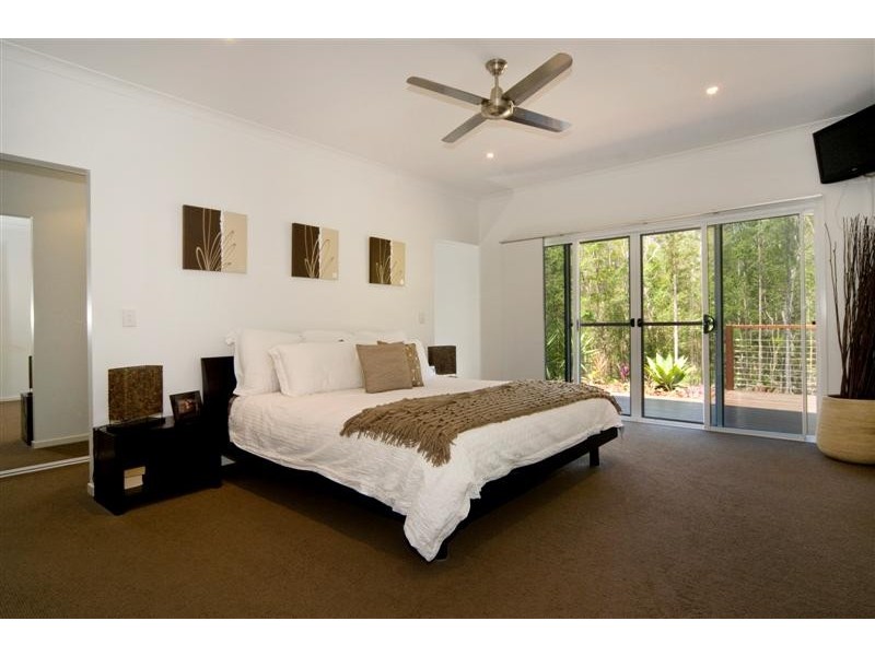 7 Crab Apple Court, Cooroy QLD 4563