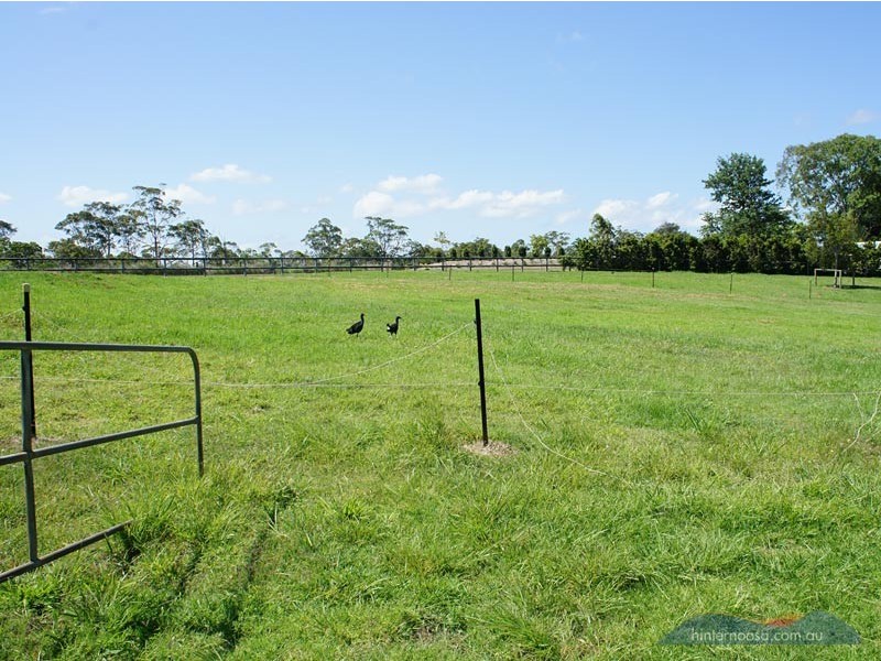 173 Ocean View Rd, Cooroy QLD 4563