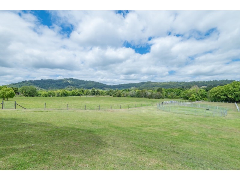 107 Skyring Creek Road, Federal QLD 4568
