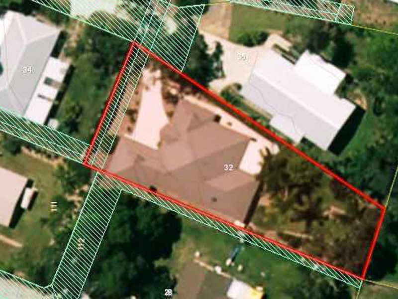 32 Lake MacDonald Drive, Cooroy QLD 4563