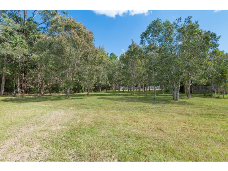 41 Lake MacDonald Drive, Cooroy QLD 4563