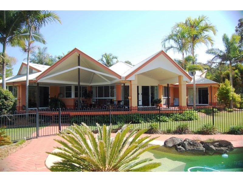 9 Wilkes Court, Tinbeerwah QLD 4563