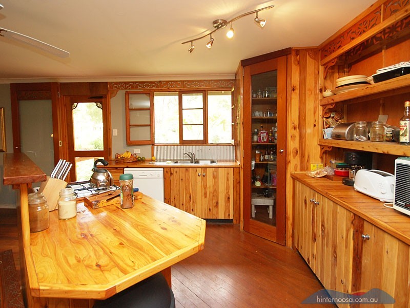 165 Dath Henderson RD, Tinbeerwah QLD 4563