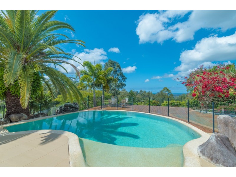 8 Mindi Road, Doonan QLD 4562