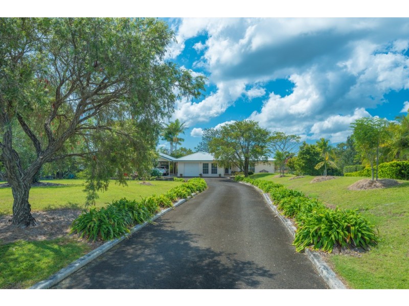 8 Mindi Road, Doonan QLD 4562