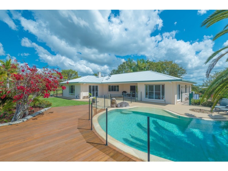 8 Mindi Road, Doonan QLD 4562