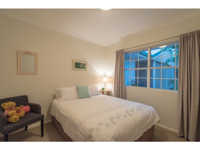 8 Mindi Road, Doonan QLD 4562