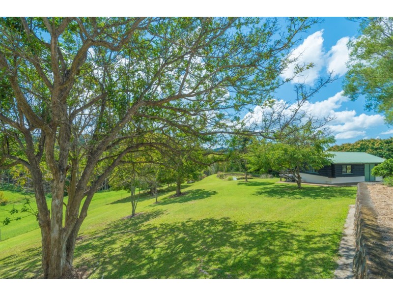 8 Mindi Road, Doonan QLD 4562