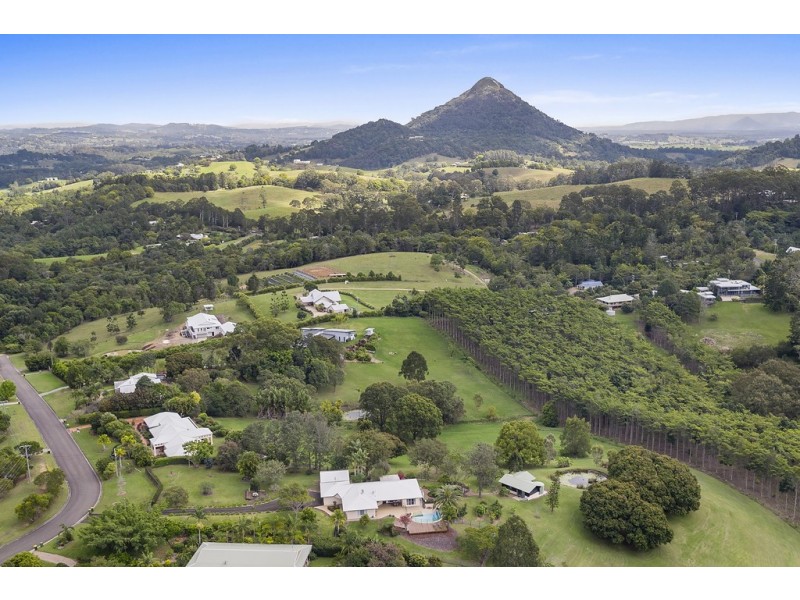 8 Mindi Road, Doonan QLD 4562