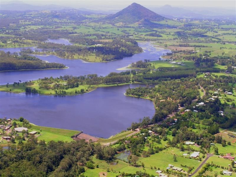 8 Supplejack Court, Lake Macdonald QLD 4563