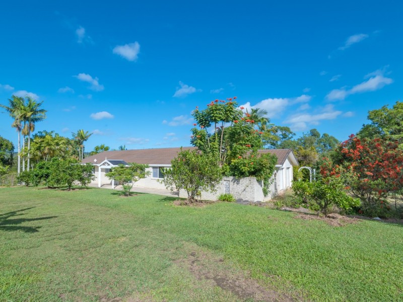 10 Barina Close, Pomona QLD 4568