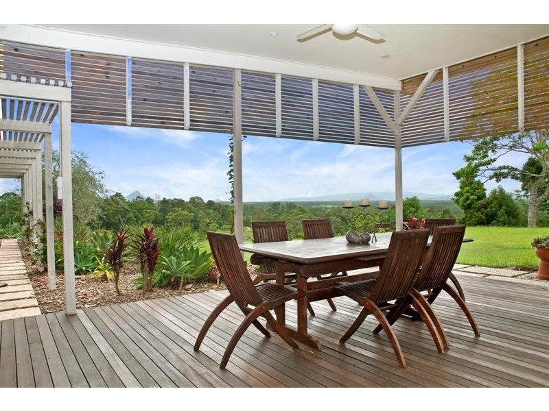 6 Pine Tree Drive West, Cooroy QLD 4563