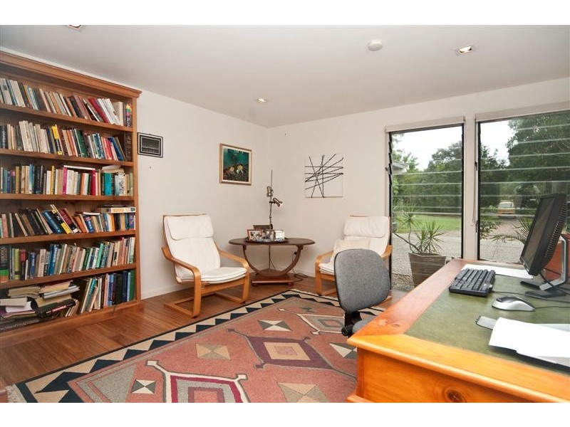 6 Pine Tree Drive West, Cooroy QLD 4563